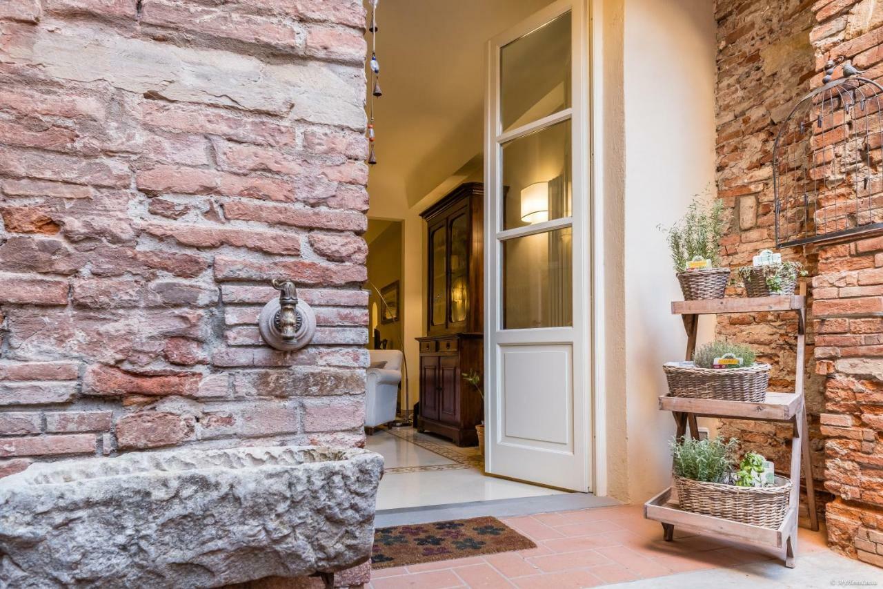 La Delizia Central Apartment Lucca Exterior foto